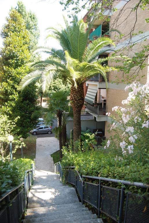 Bed and Breakfast La Badia Del Cavaliere Рим Номер фото