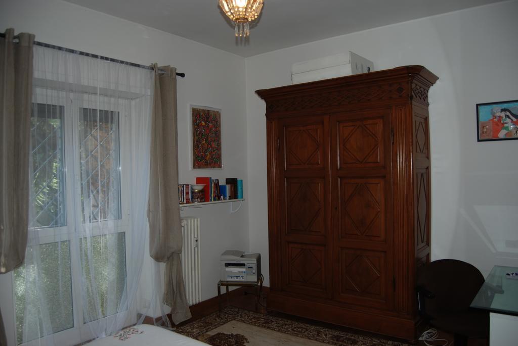 Bed and Breakfast La Badia Del Cavaliere Рим Номер фото
